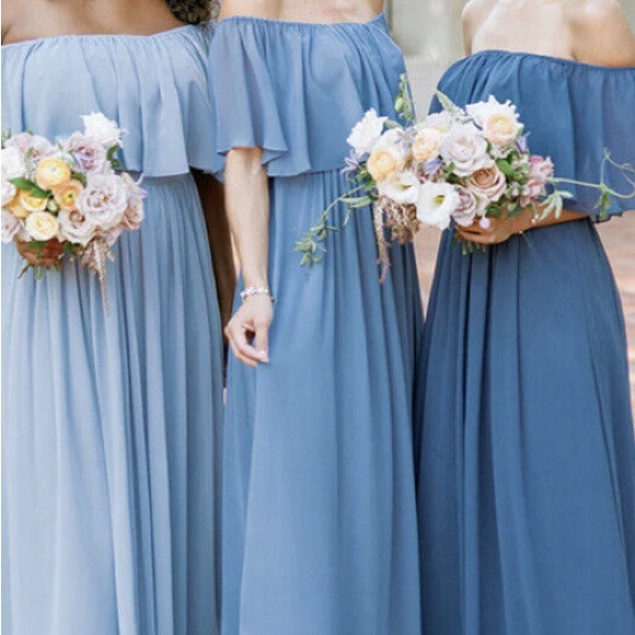 Elegant Blue Off-Shoulder Dress - Picture 1 of 2